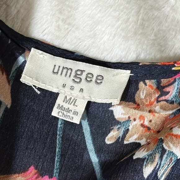 Umgee Floral Spring Bloom Cocoon Kimono Long Cardigan Wrap oversized Navy sz M/L - Picture 9 of 16
